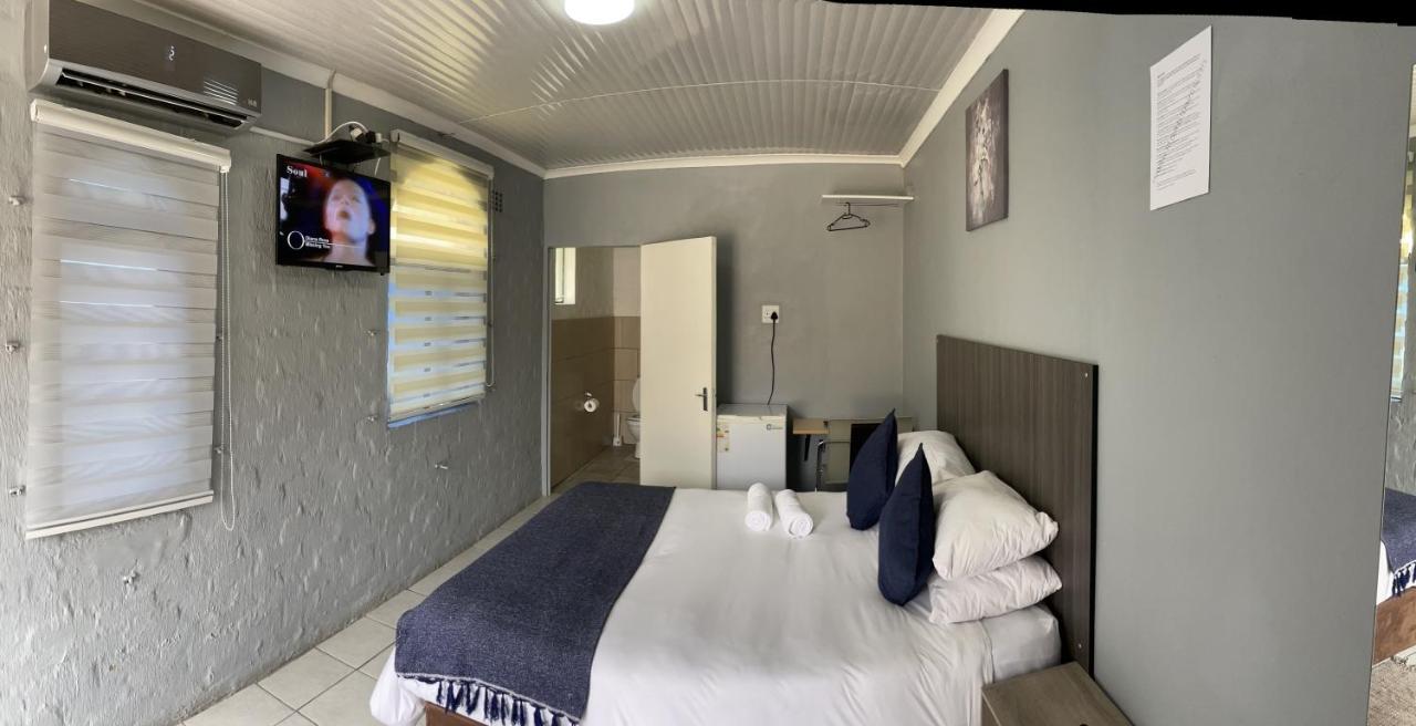Host Hub Guest House Kempton Park Exterior foto